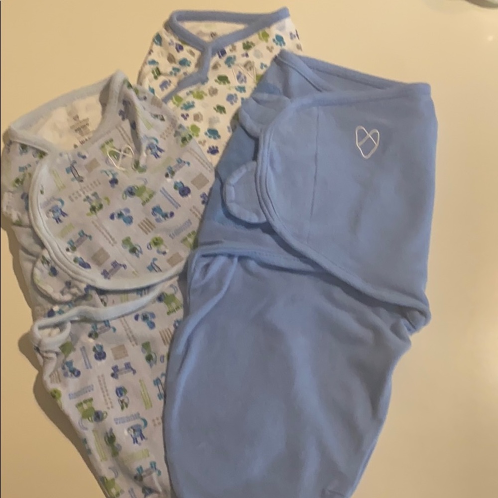 Baby swaddles